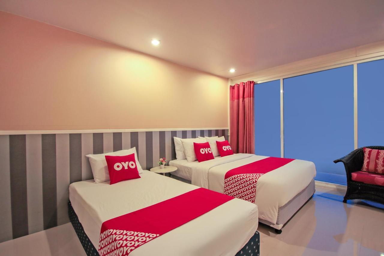 Oyo 1117 Phuket Airport Suites Thalang Bagian luar foto