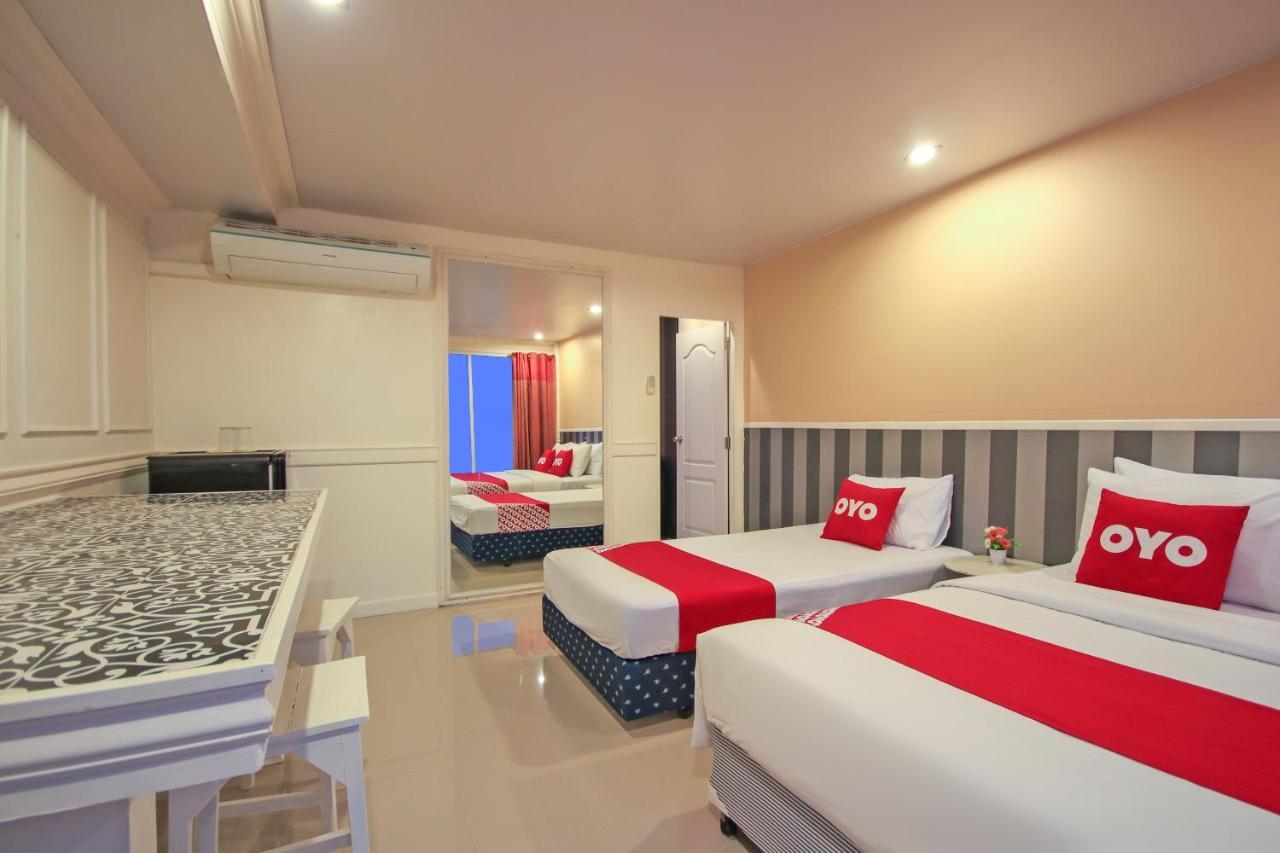 Oyo 1117 Phuket Airport Suites Thalang Bagian luar foto